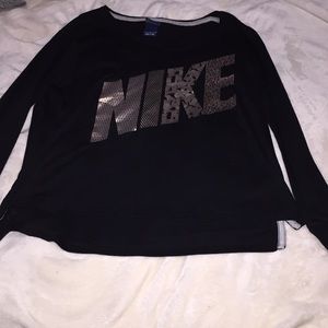 nike long sleeve shirt